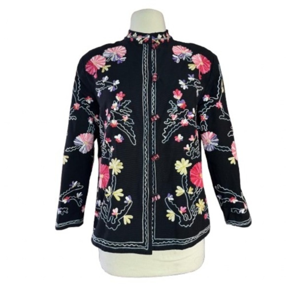 NWT Women's Small Black Boho Jacket‎ All over floral embroidery Glass Buttons